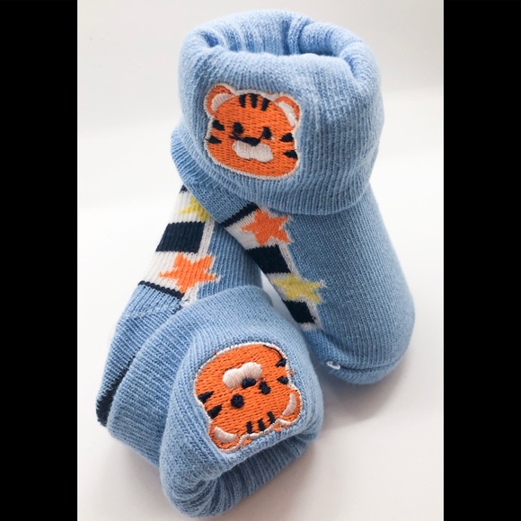 Stepping Stones Socks & Mitt Set - Picture 5 of 5